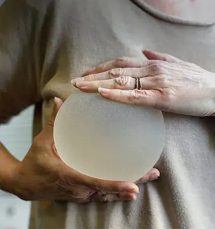 breast-implant-treatment