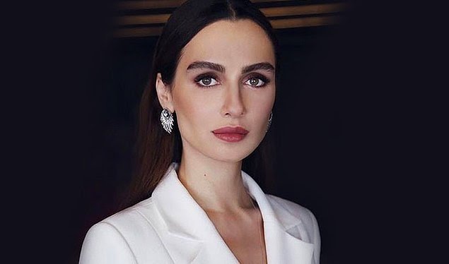 famous-birce-akalay