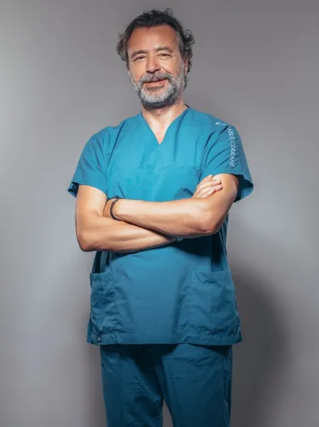 Dr. Tamer Haliloğlu – ENT & facial plastic surgeon